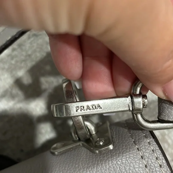 Prada crossbody - Picture 3 of 6